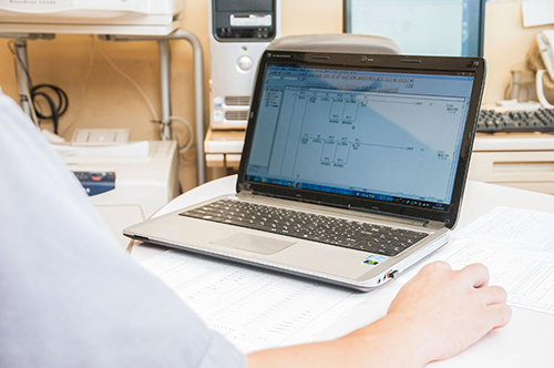 エンジニアリング事業部