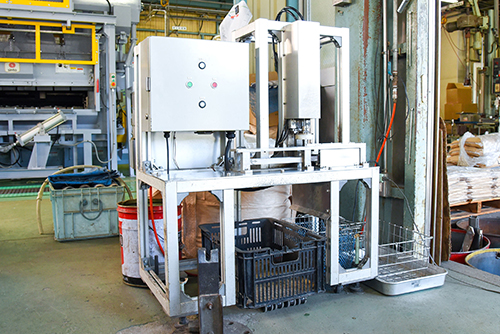 バルブ分解機（特許取得済）